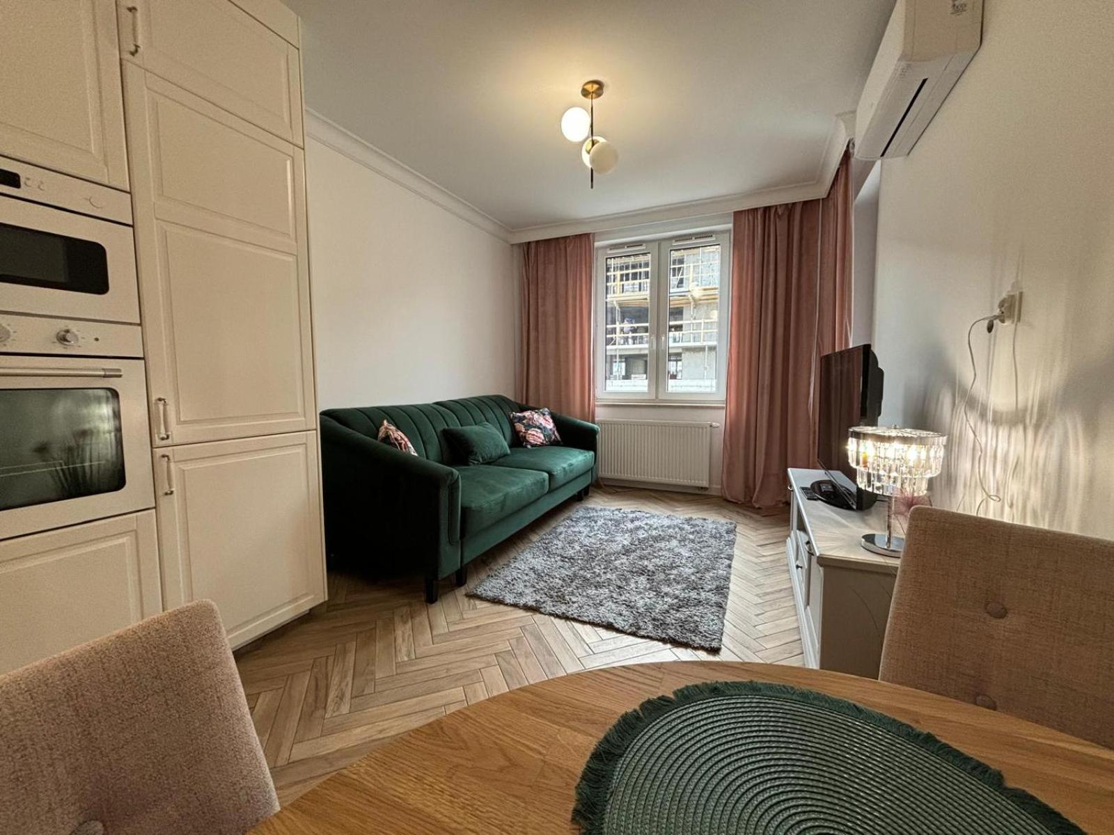 Apartamenty W Centrum Bialegostoku Z Parkingiem W Garazu Podziemnym Białystok Exterior foto