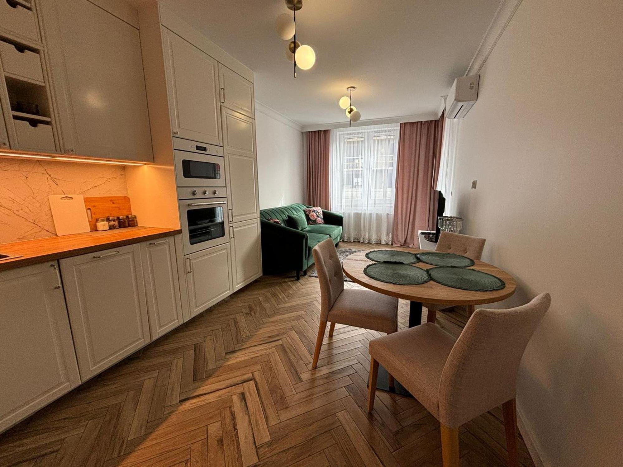 Apartamenty W Centrum Bialegostoku Z Parkingiem W Garazu Podziemnym Białystok Exterior foto